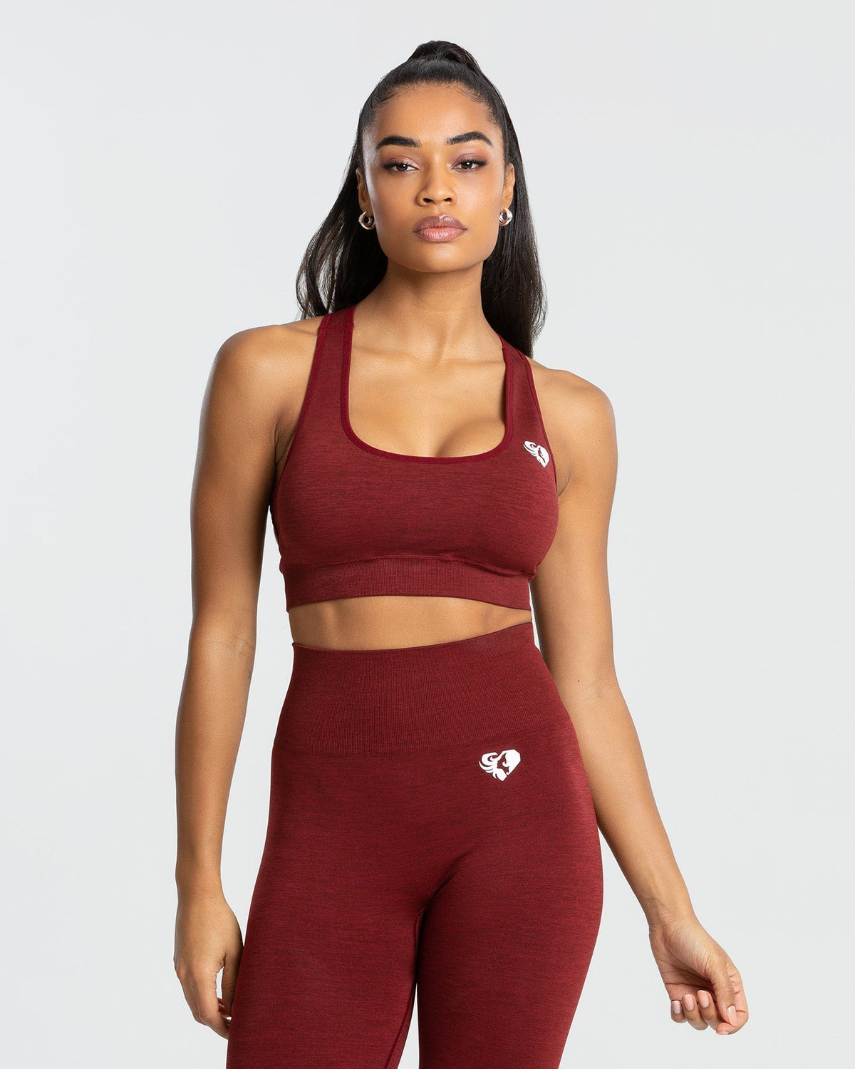 Move Seamless Sports Bra | Ruby Red Solid