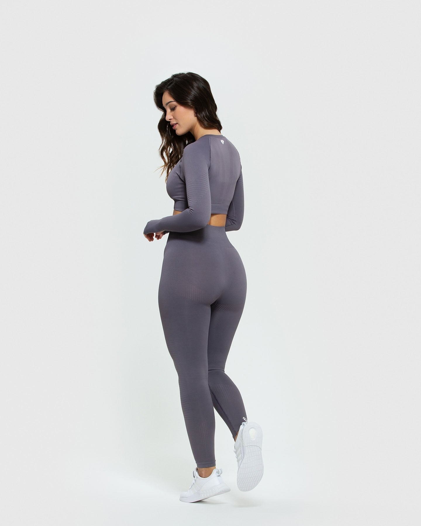 Power Seamless Long Sleeve Crop Top | Charcoal