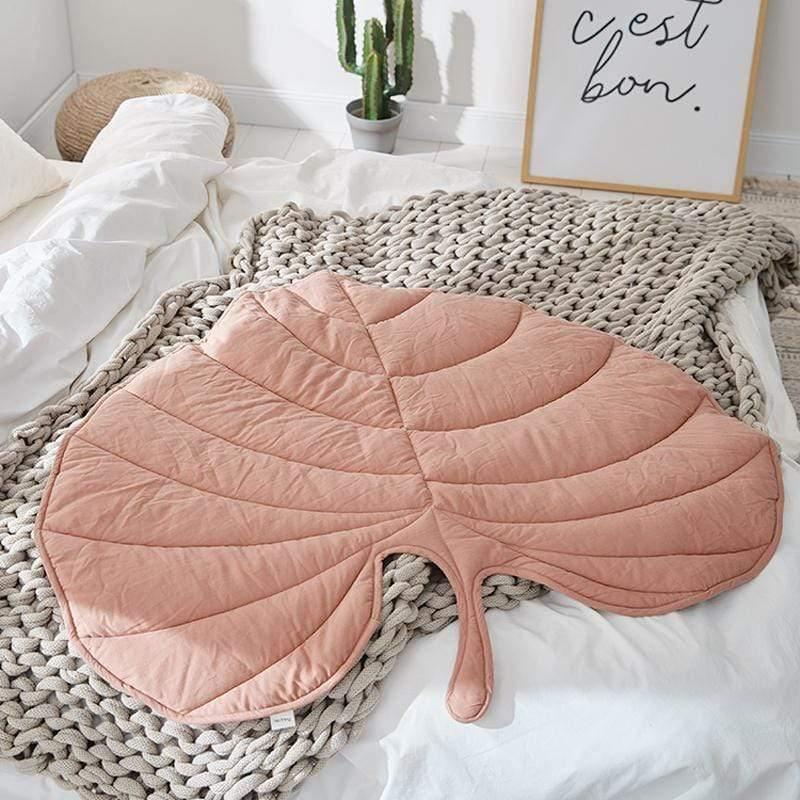 Leaf-Shaped Throw Swaddle Blanket