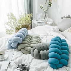 Cocoon Knot Pillow